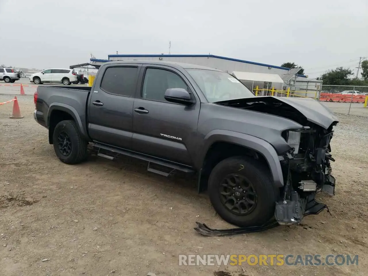 4 fotografías del automóvil dañado 4T1B11HK8KU827429 TOYOTA CAMRY 2019