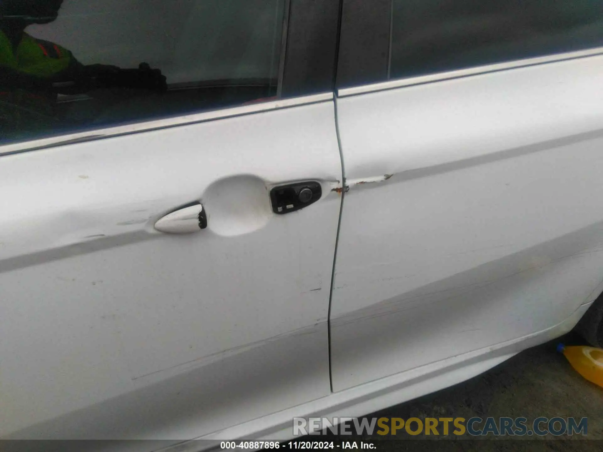 16 fotografías del automóvil dañado 4T1B11HK8KU836521 TOYOTA CAMRY 2019