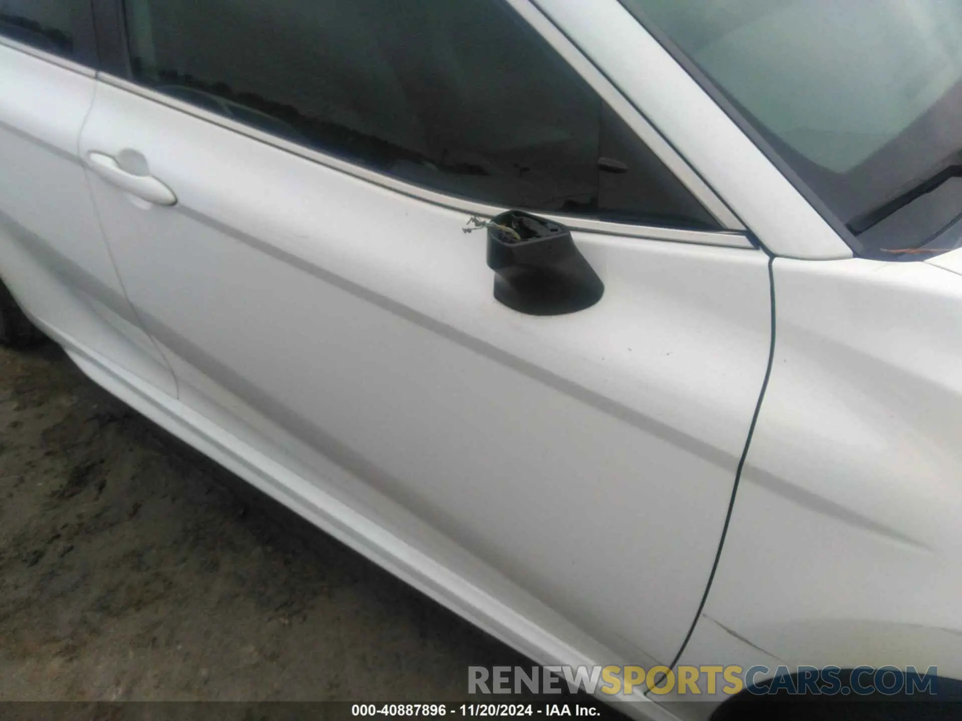 18 fotografías del automóvil dañado 4T1B11HK8KU836521 TOYOTA CAMRY 2019