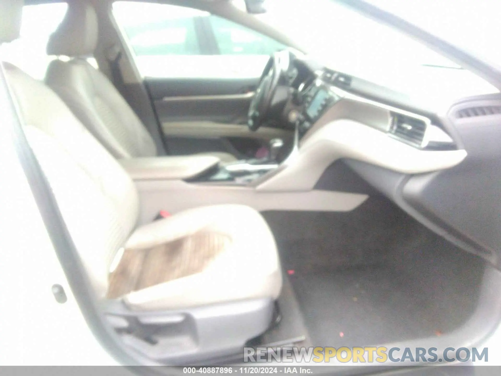 5 fotografías del automóvil dañado 4T1B11HK8KU836521 TOYOTA CAMRY 2019