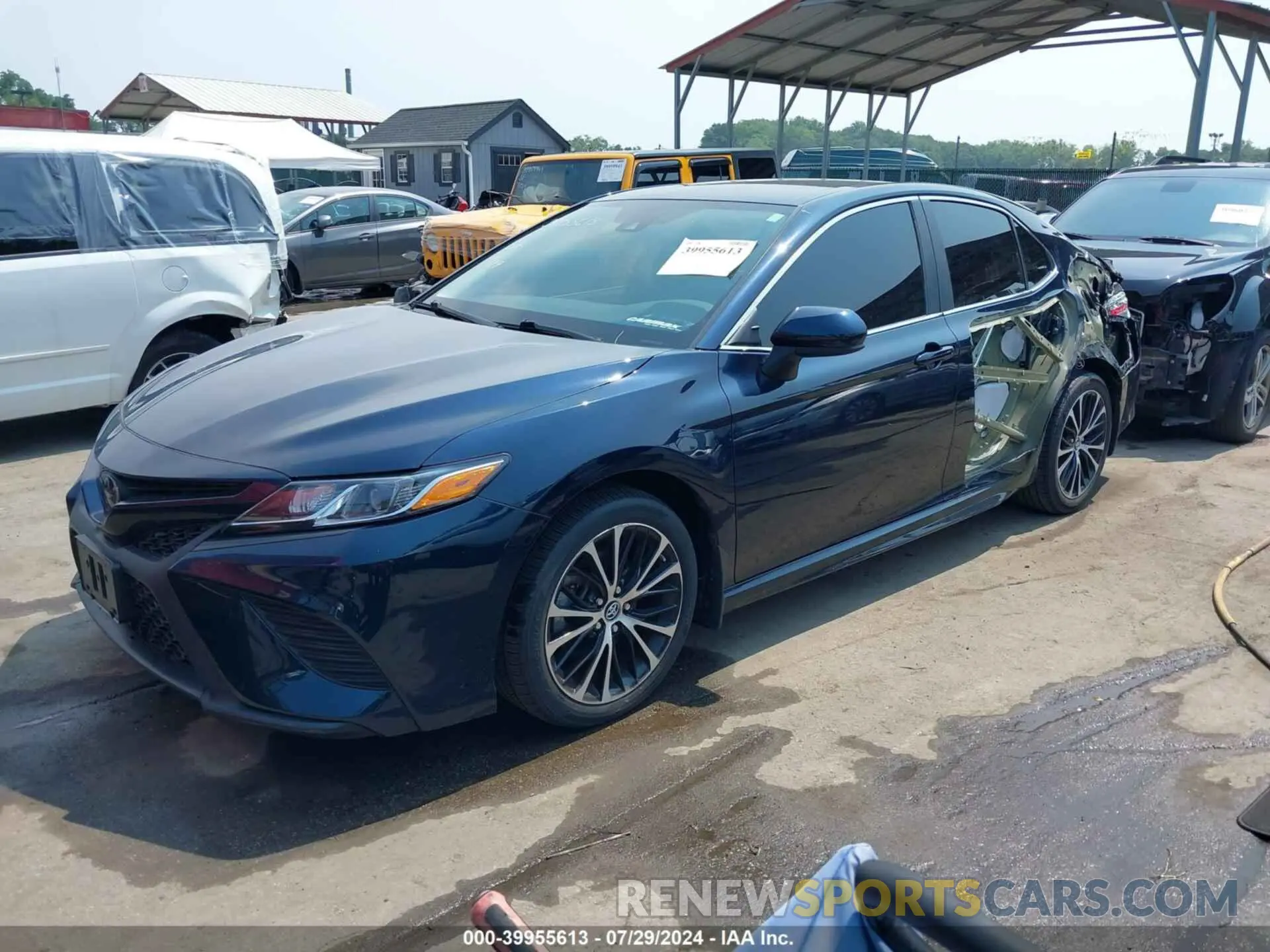 2 fotografías del automóvil dañado 4T1B11HK8KU840813 TOYOTA CAMRY 2019