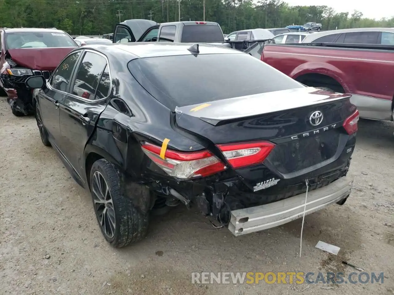 3 fotografías del automóvil dañado 4T1B11HK8KU844327 TOYOTA CAMRY 2019