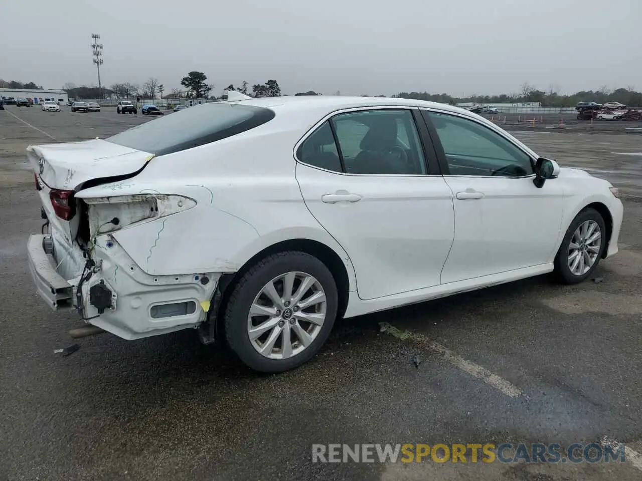 3 fotografías del automóvil dañado 4T1B11HK8KU850788 TOYOTA CAMRY 2019