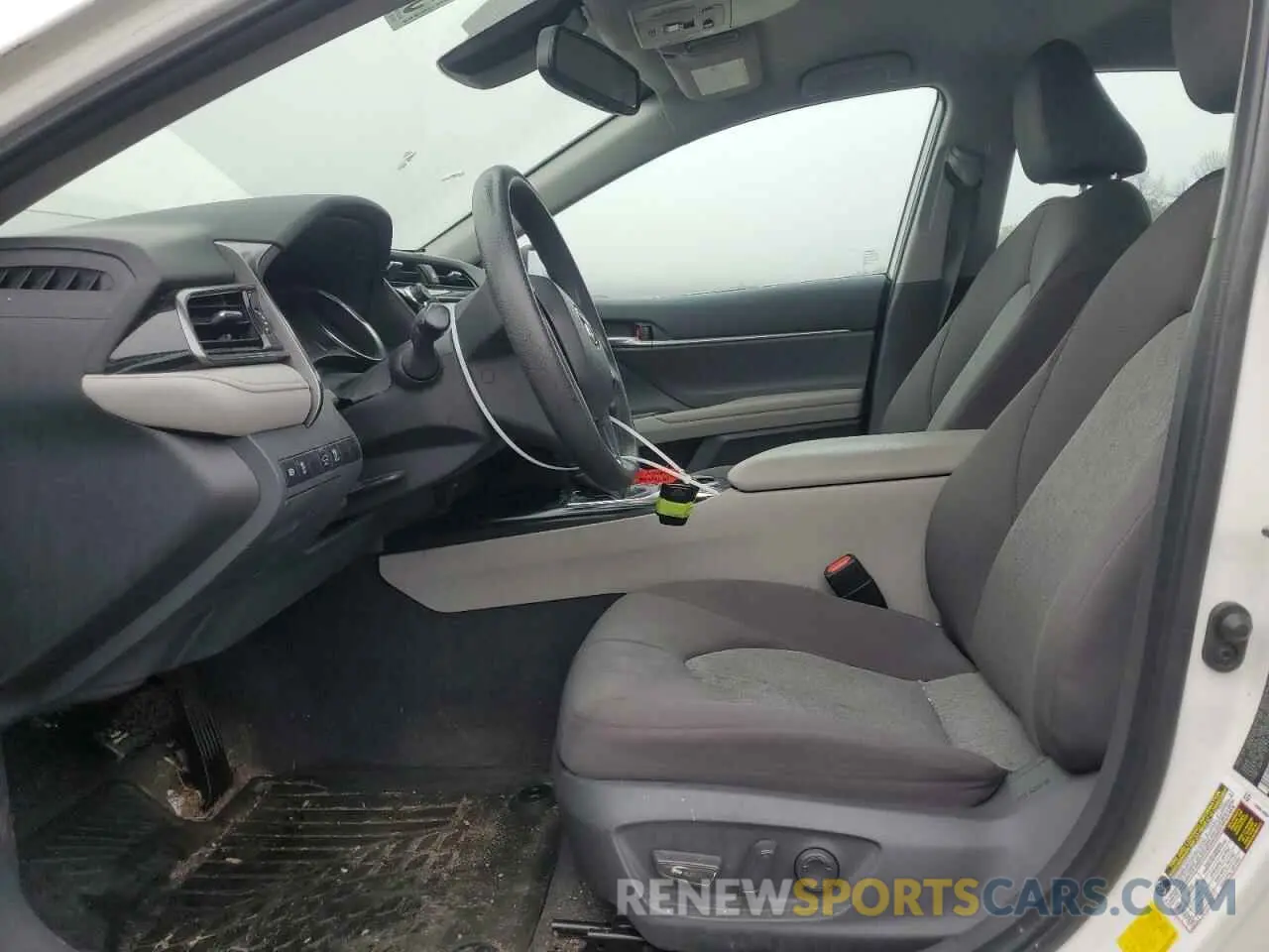 7 fotografías del automóvil dañado 4T1B11HK8KU850788 TOYOTA CAMRY 2019