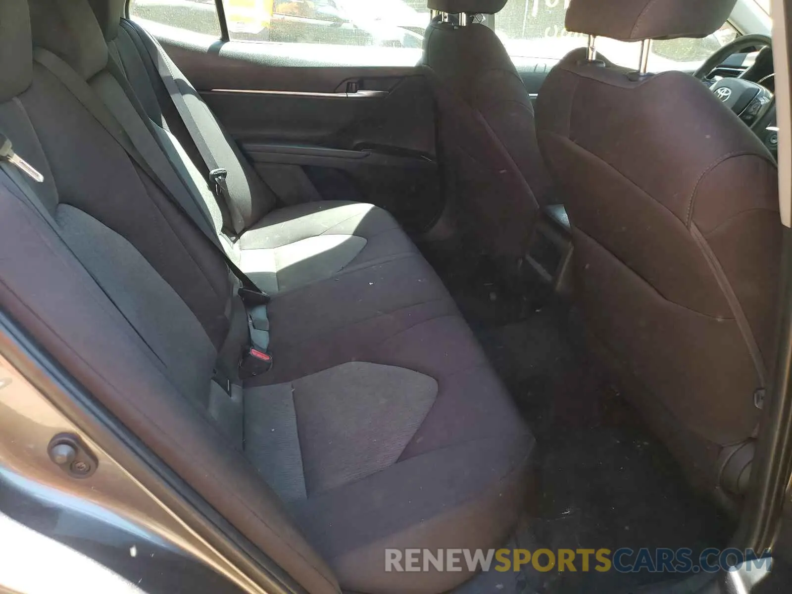 6 fotografías del automóvil dañado 4T1B11HK8KU852993 TOYOTA CAMRY 2019