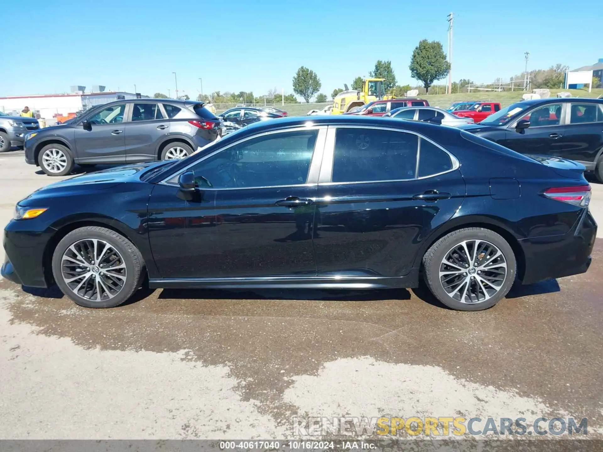 14 fotografías del automóvil dañado 4T1B11HK9KU160516 TOYOTA CAMRY 2019