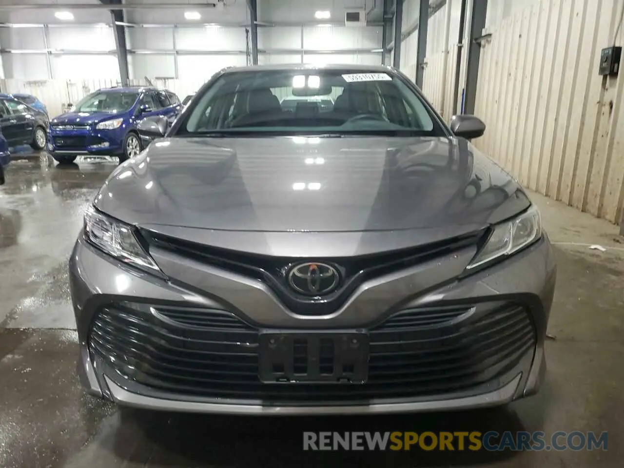 5 fotografías del automóvil dañado 4T1B11HK9KU173931 TOYOTA CAMRY 2019