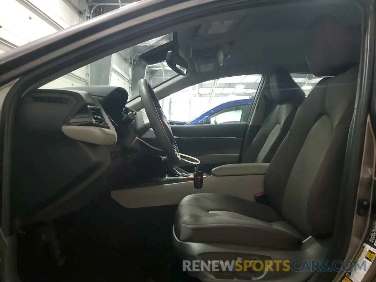 7 fotografías del automóvil dañado 4T1B11HK9KU173931 TOYOTA CAMRY 2019
