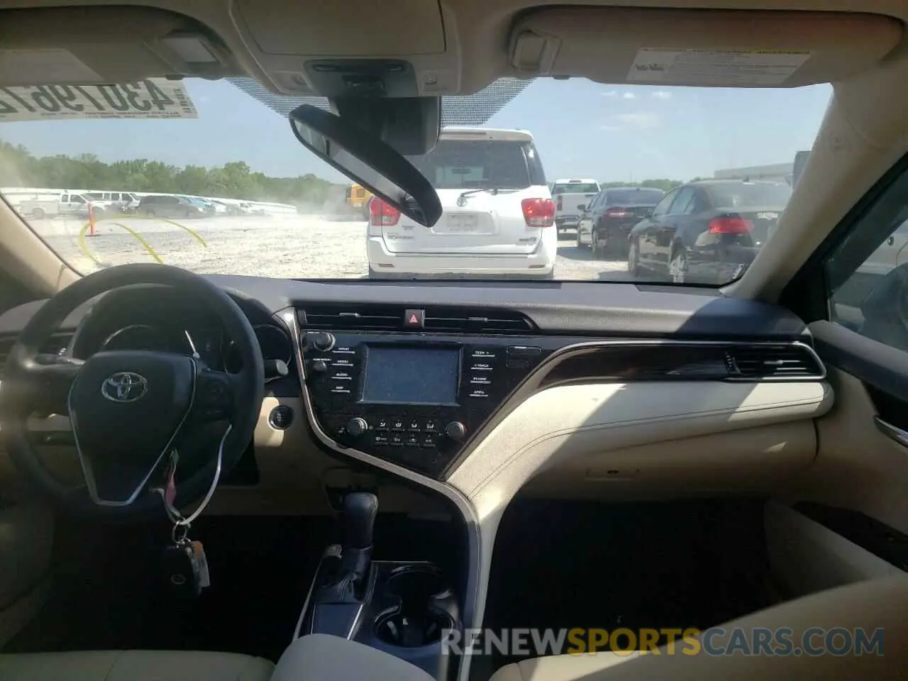 9 fotografías del automóvil dañado 4T1B11HK9KU182189 TOYOTA CAMRY 2019