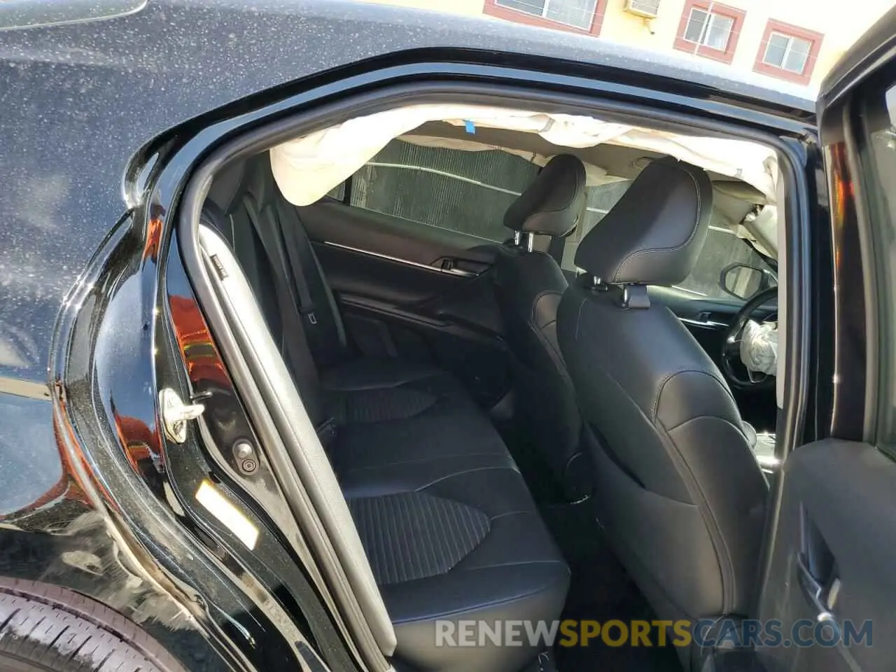 10 fotografías del automóvil dañado 4T1B11HK9KU186694 TOYOTA CAMRY 2019