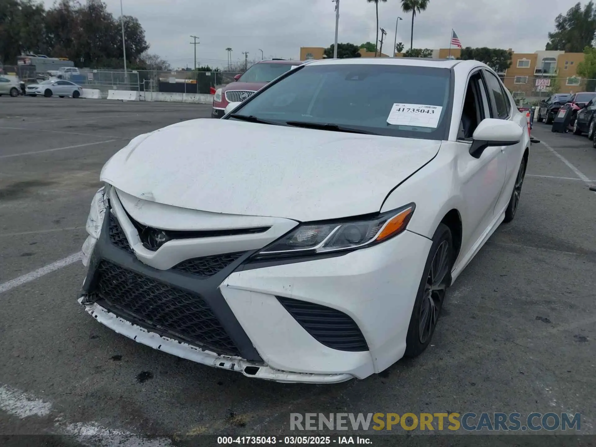 2 fotografías del automóvil dañado 4T1B11HK9KU190194 TOYOTA CAMRY 2019