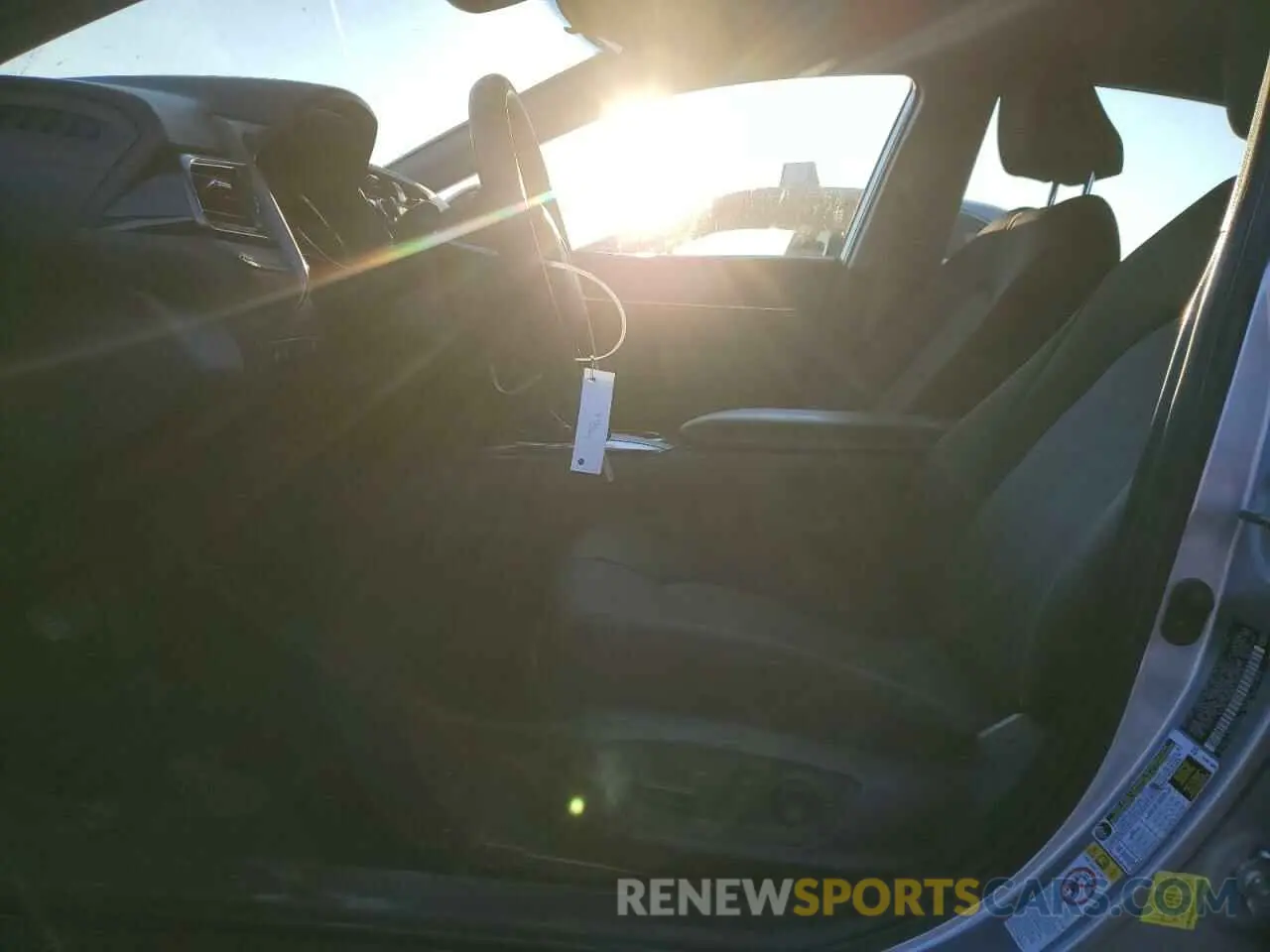7 fotografías del automóvil dañado 4T1B11HK9KU193175 TOYOTA CAMRY 2019