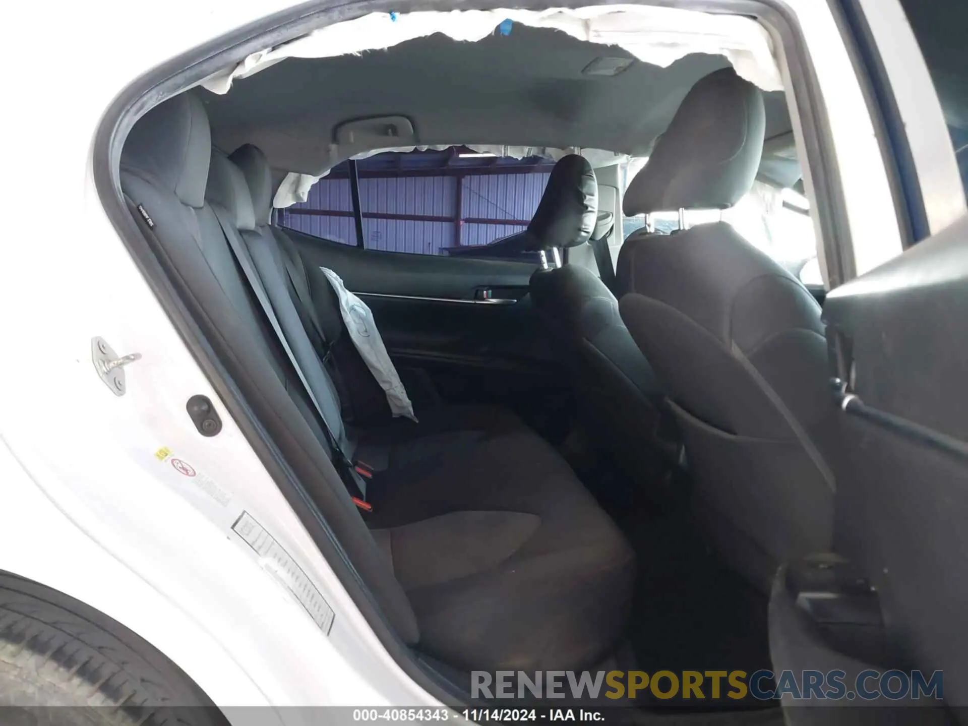 8 fotografías del automóvil dañado 4T1B11HK9KU197548 TOYOTA CAMRY 2019