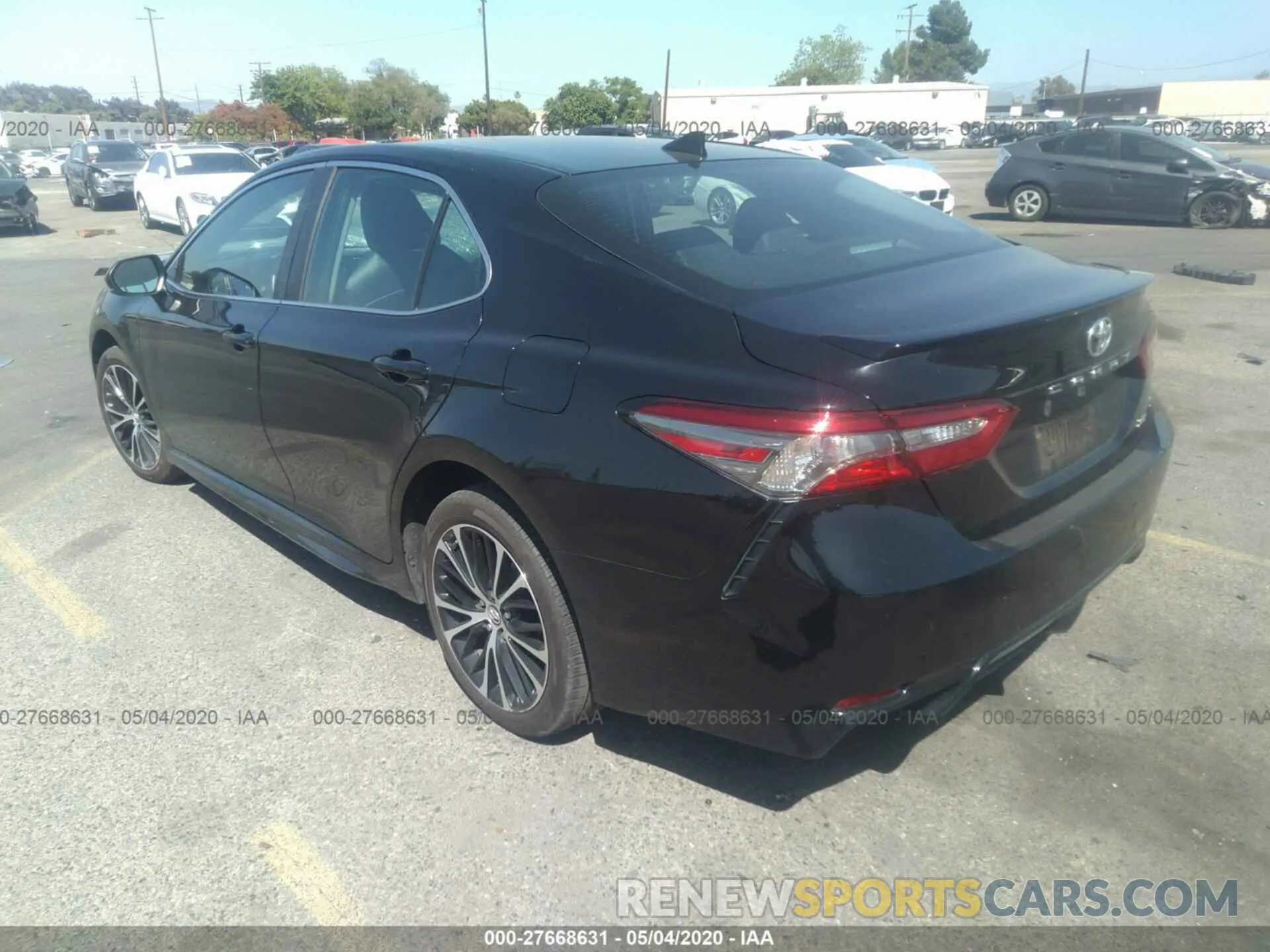 3 fotografías del automóvil dañado 4T1B11HK9KU1A3505 TOYOTA CAMRY 2019