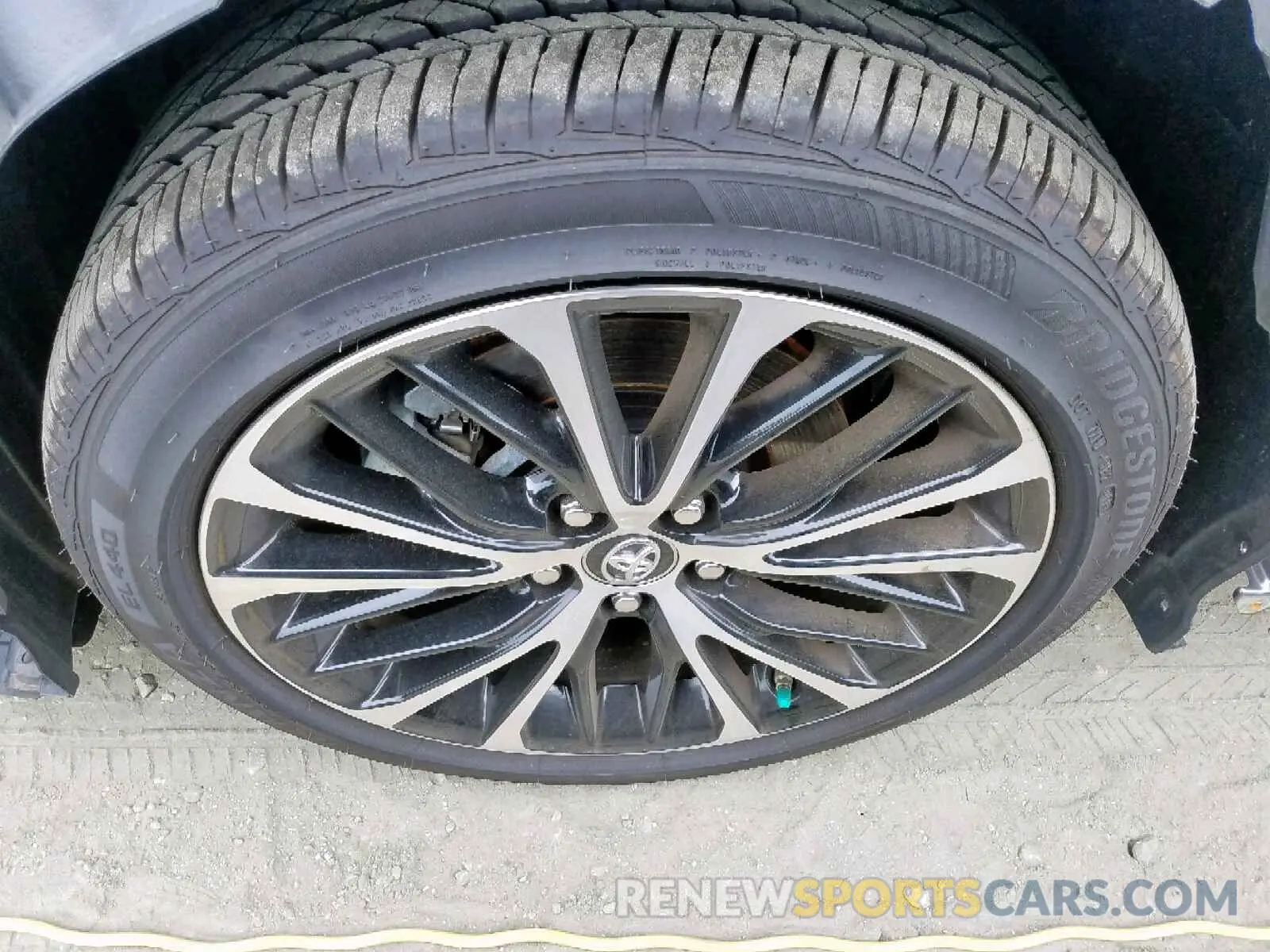 9 fotografías del automóvil dañado 4T1B11HK9KU221928 TOYOTA CAMRY 2019