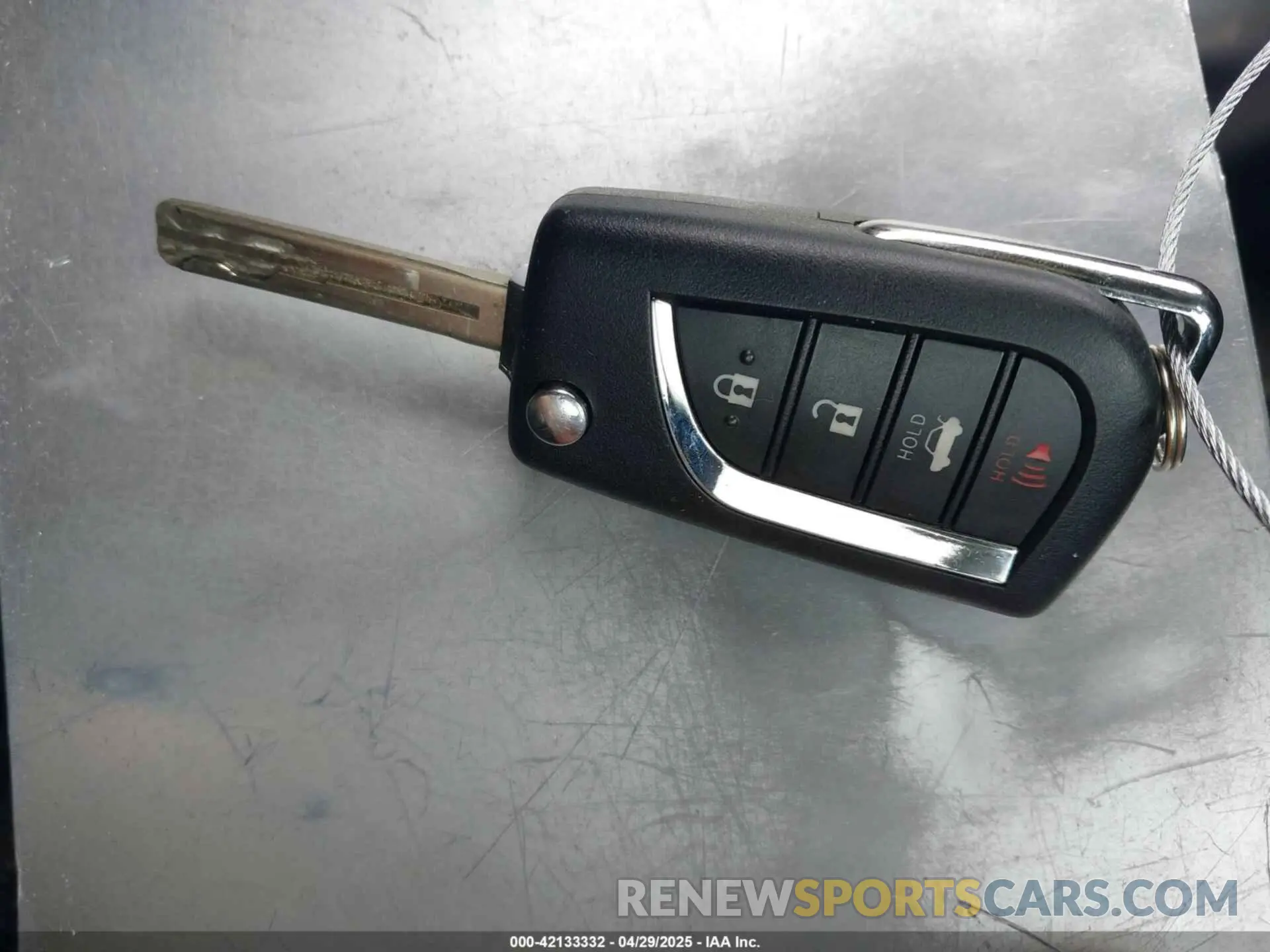 11 fotografías del automóvil dañado 4T1B11HK9KU229110 TOYOTA CAMRY 2019