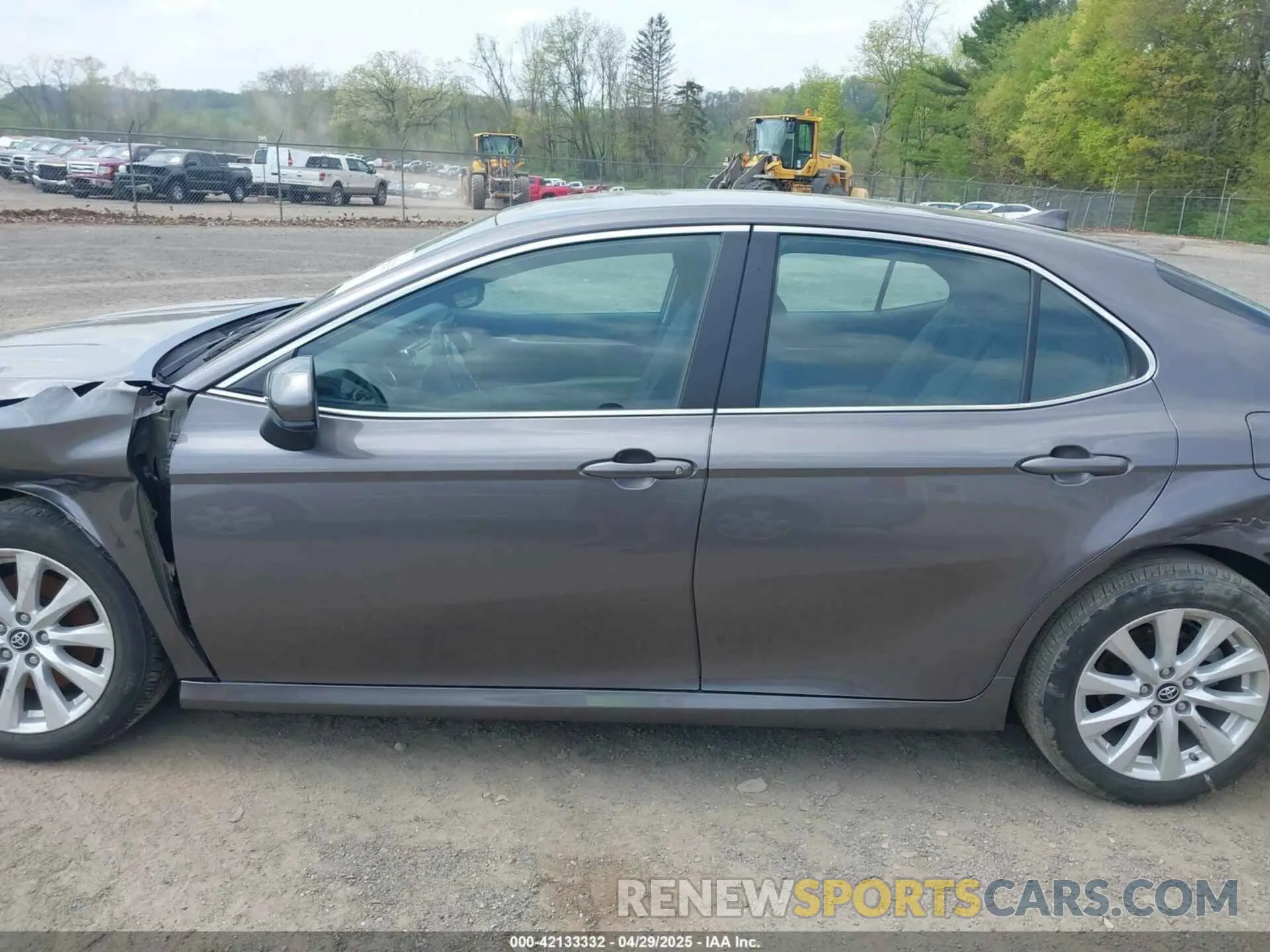 15 fotografías del automóvil dañado 4T1B11HK9KU229110 TOYOTA CAMRY 2019
