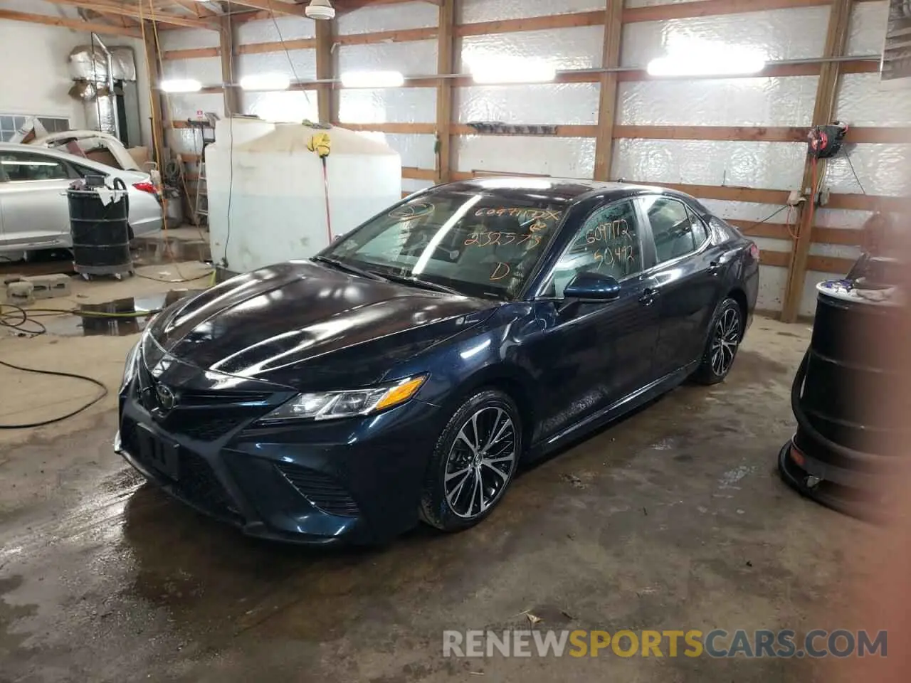 2 fotografías del automóvil dañado 4T1B11HK9KU232573 TOYOTA CAMRY 2019
