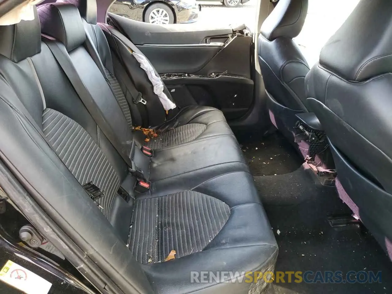10 fotografías del automóvil dañado 4T1B11HK9KU233691 TOYOTA CAMRY 2019