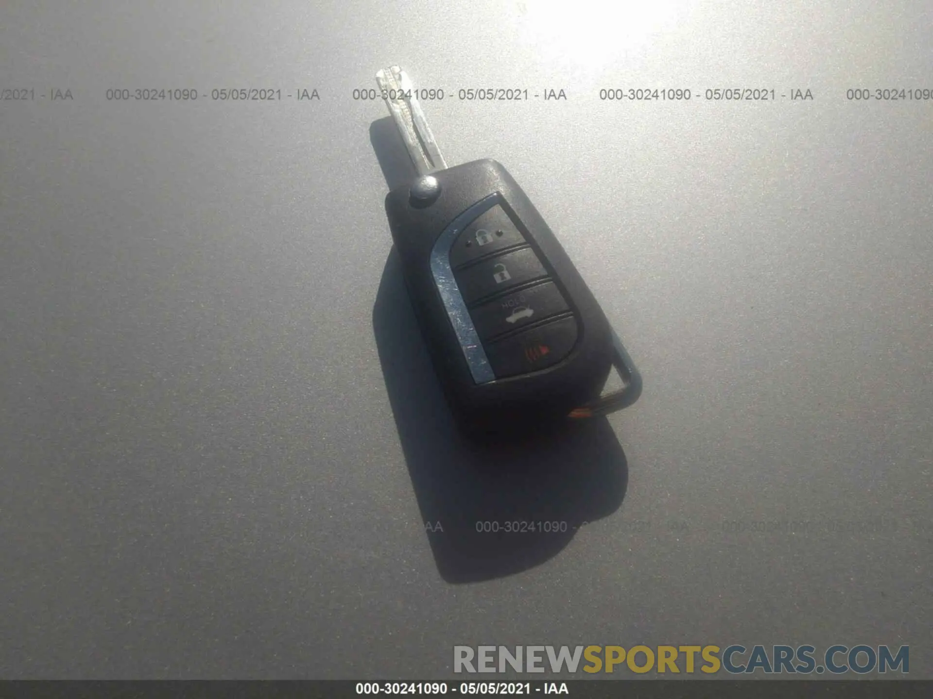 11 fotografías del automóvil dañado 4T1B11HK9KU235800 TOYOTA CAMRY 2019