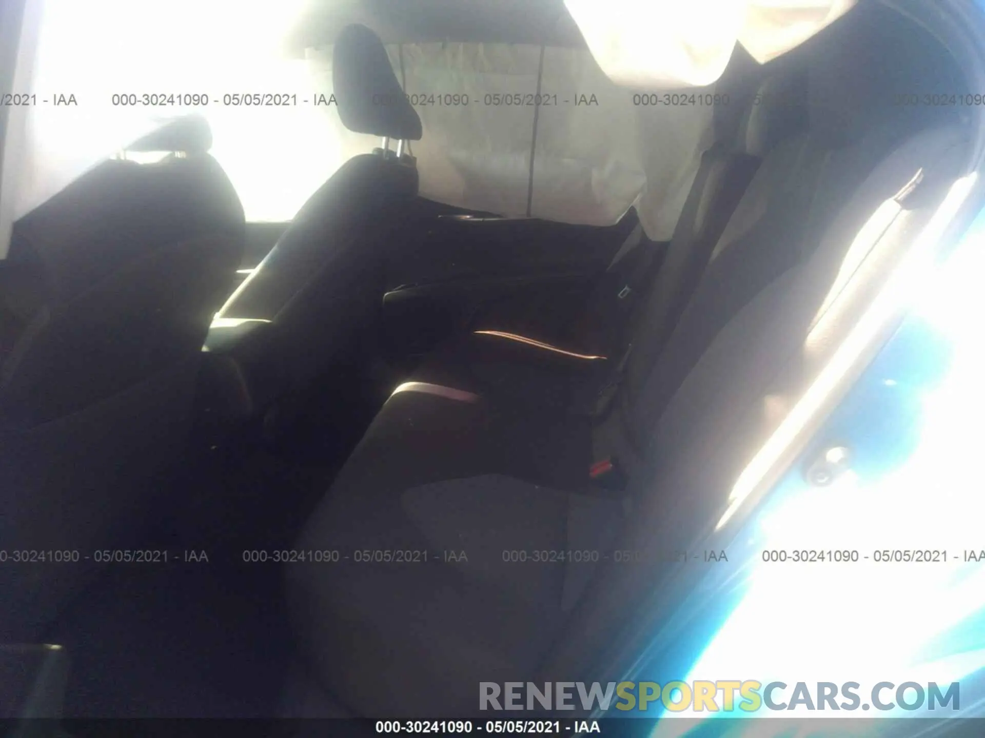 8 fotografías del automóvil dañado 4T1B11HK9KU235800 TOYOTA CAMRY 2019