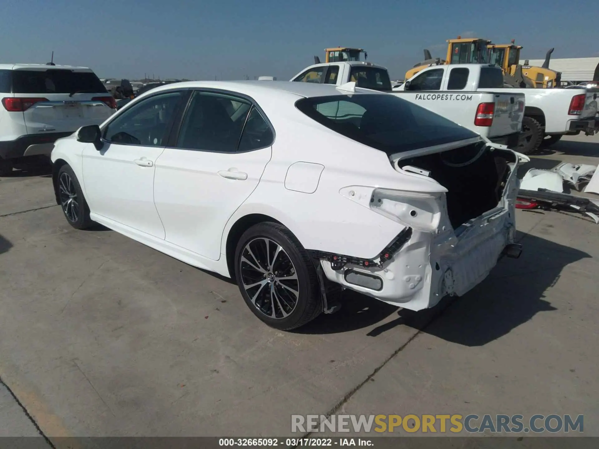 3 fotografías del automóvil dañado 4T1B11HK9KU237790 TOYOTA CAMRY 2019