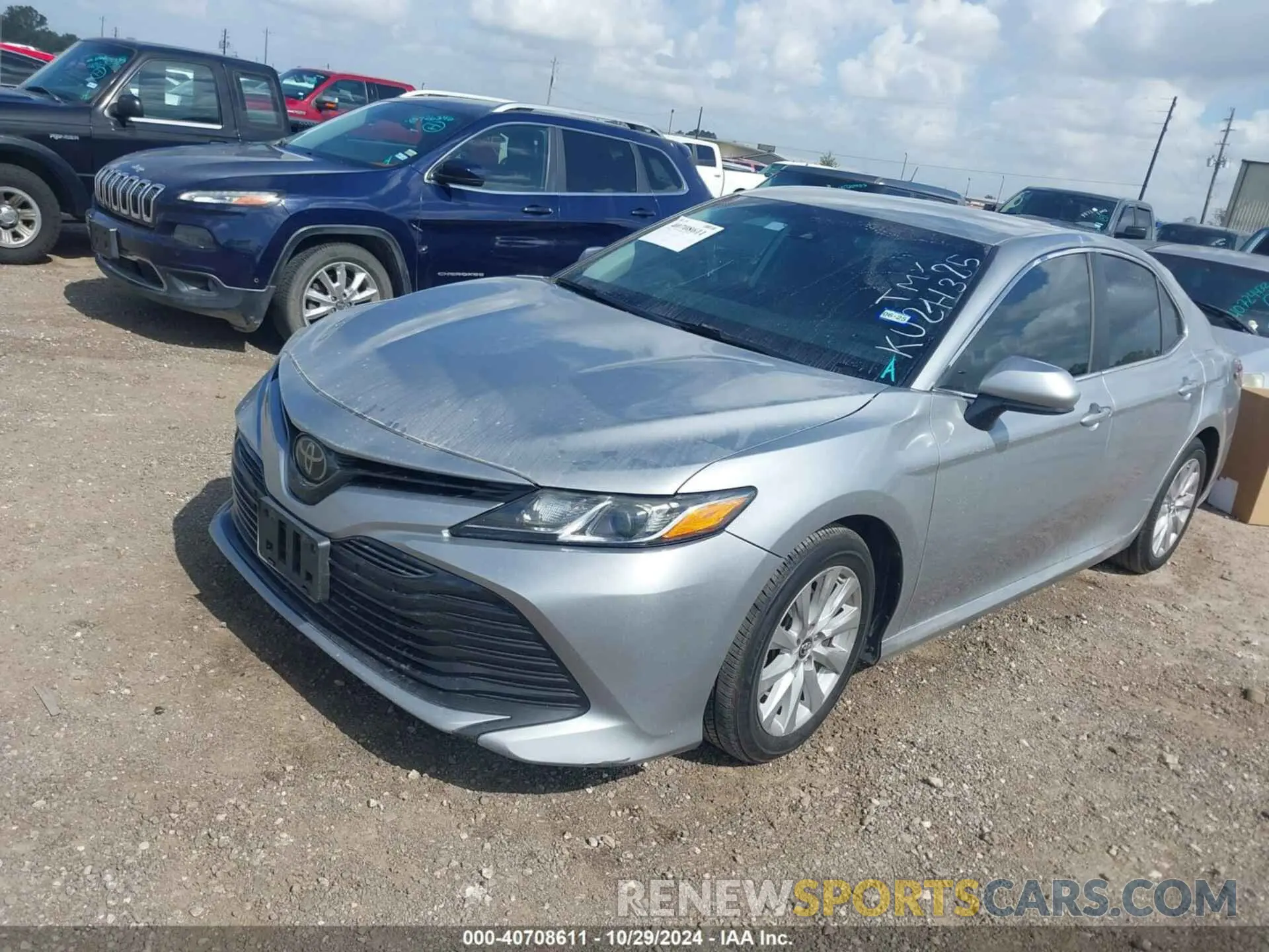 2 fotografías del automóvil dañado 4T1B11HK9KU241385 TOYOTA CAMRY 2019