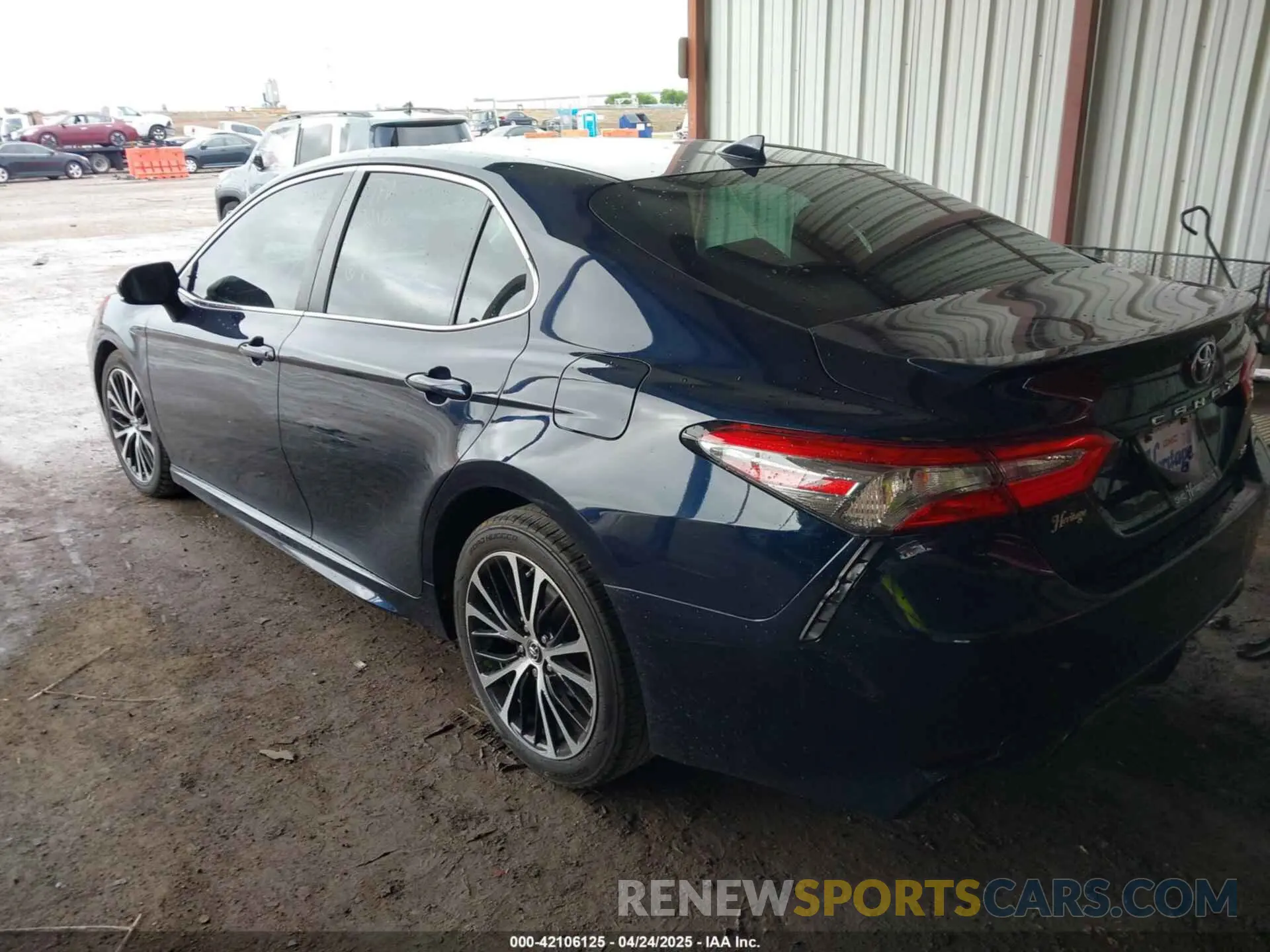 3 fotografías del automóvil dañado 4T1B11HK9KU241452 TOYOTA CAMRY 2019