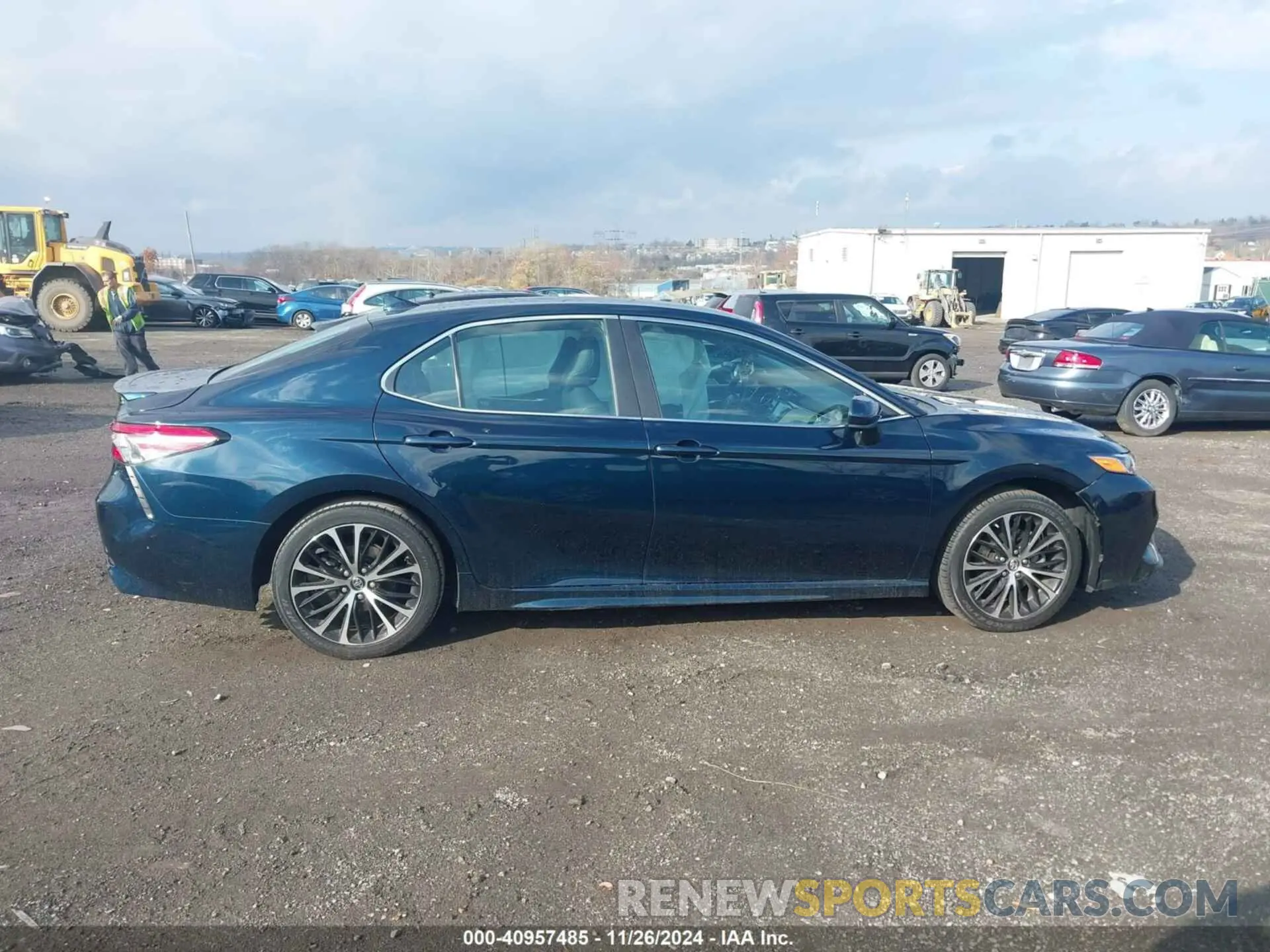 12 fotografías del automóvil dañado 4T1B11HK9KU244108 TOYOTA CAMRY 2019