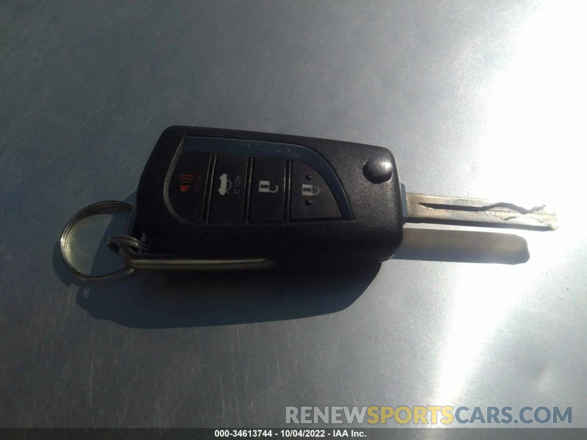 11 fotografías del automóvil dañado 4T1B11HK9KU249101 TOYOTA CAMRY 2019