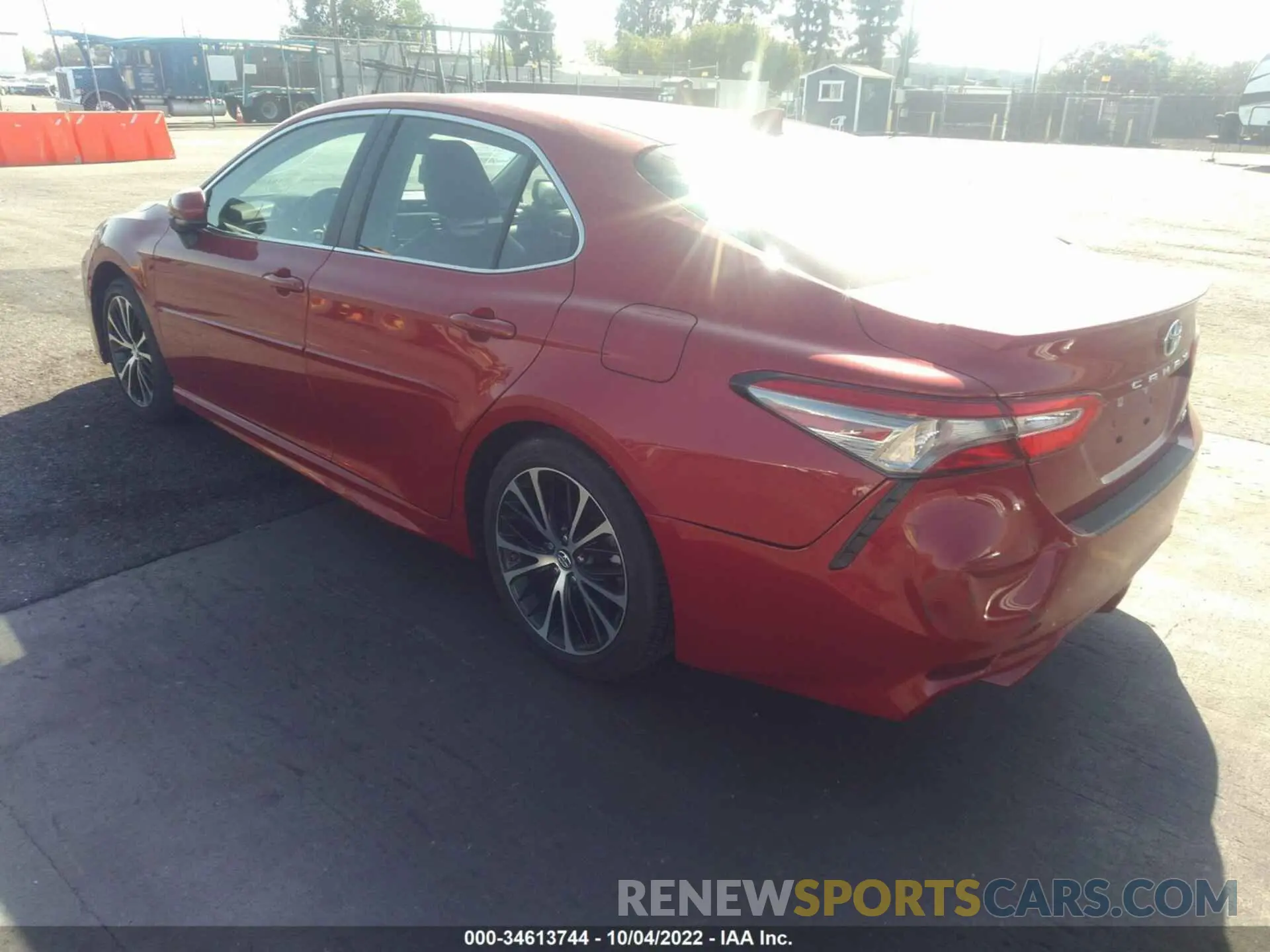3 fotografías del automóvil dañado 4T1B11HK9KU249101 TOYOTA CAMRY 2019