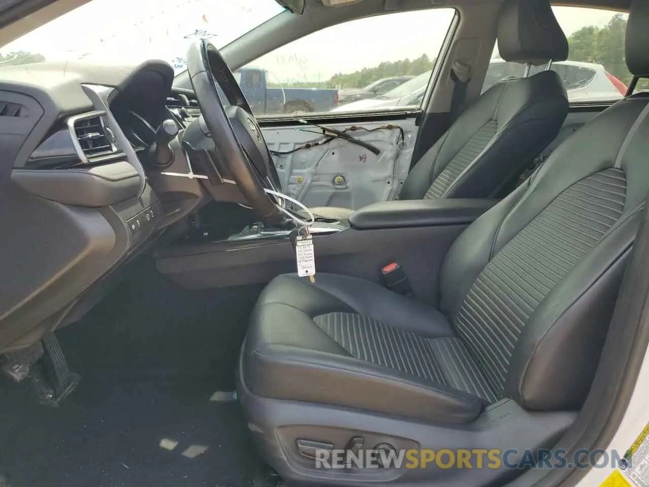 7 fotografías del automóvil dañado 4T1B11HK9KU269042 TOYOTA CAMRY 2019