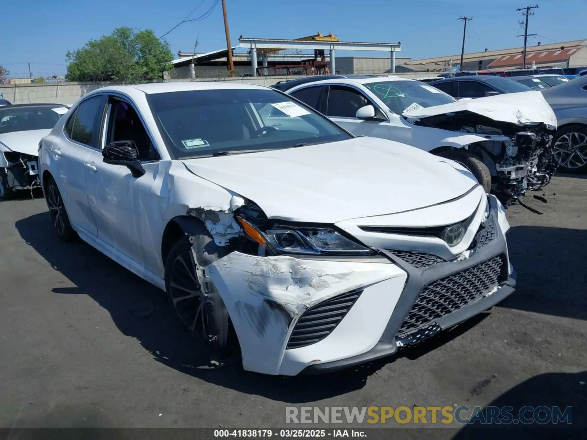 1 fotografías del automóvil dañado 4T1B11HK9KU281711 TOYOTA CAMRY 2019