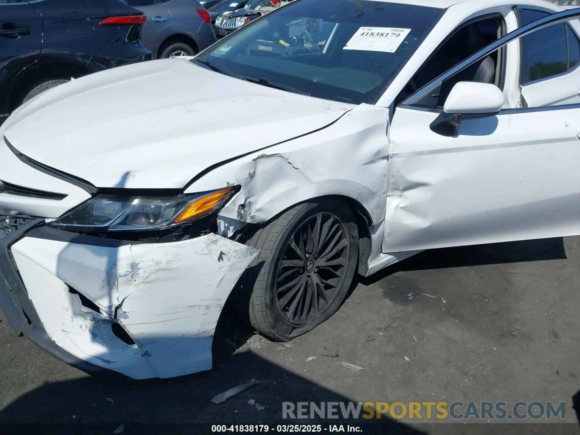 6 fotografías del automóvil dañado 4T1B11HK9KU281711 TOYOTA CAMRY 2019