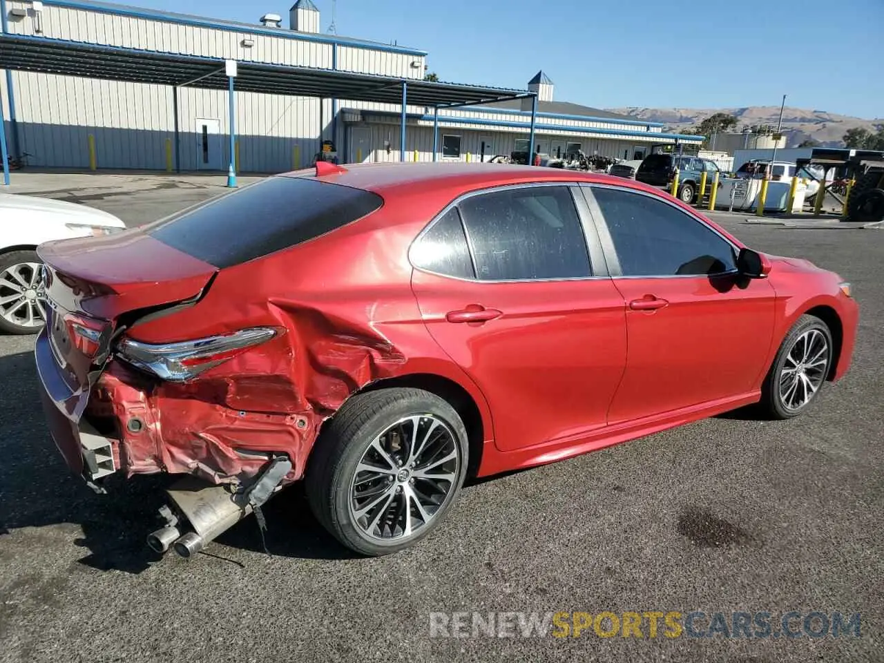 3 fotografías del automóvil dañado 4T1B11HK9KU284351 TOYOTA CAMRY 2019