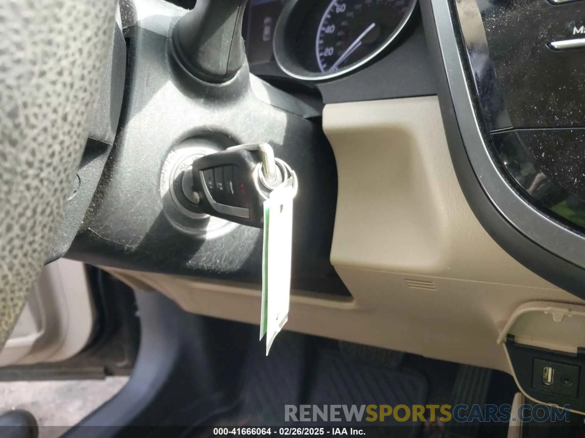 11 fotografías del automóvil dañado 4T1B11HK9KU285967 TOYOTA CAMRY 2019