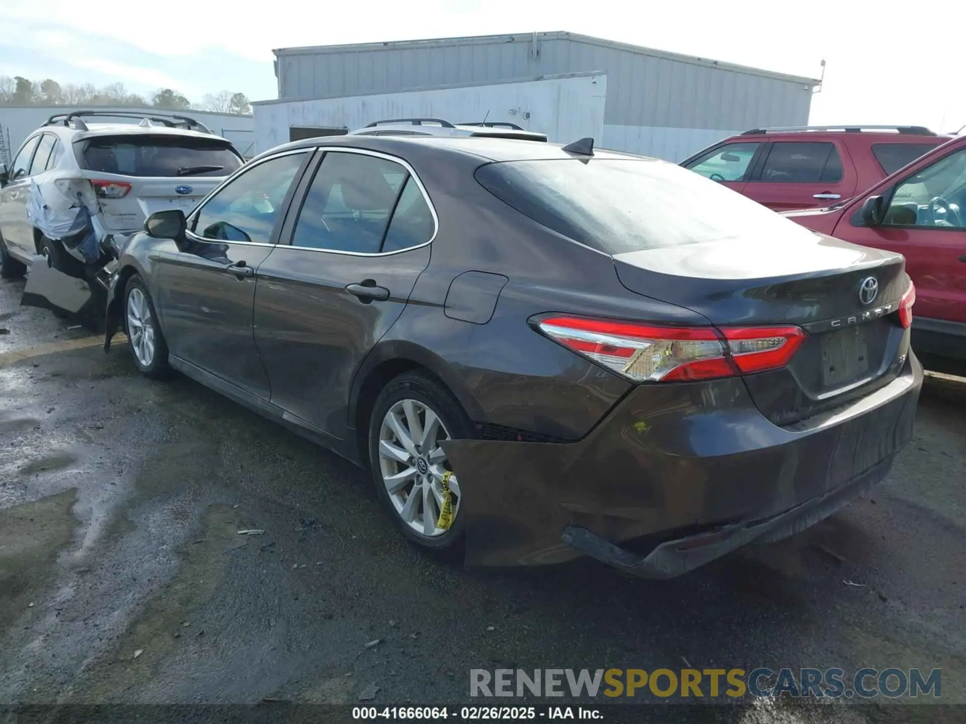 3 fotografías del automóvil dañado 4T1B11HK9KU285967 TOYOTA CAMRY 2019