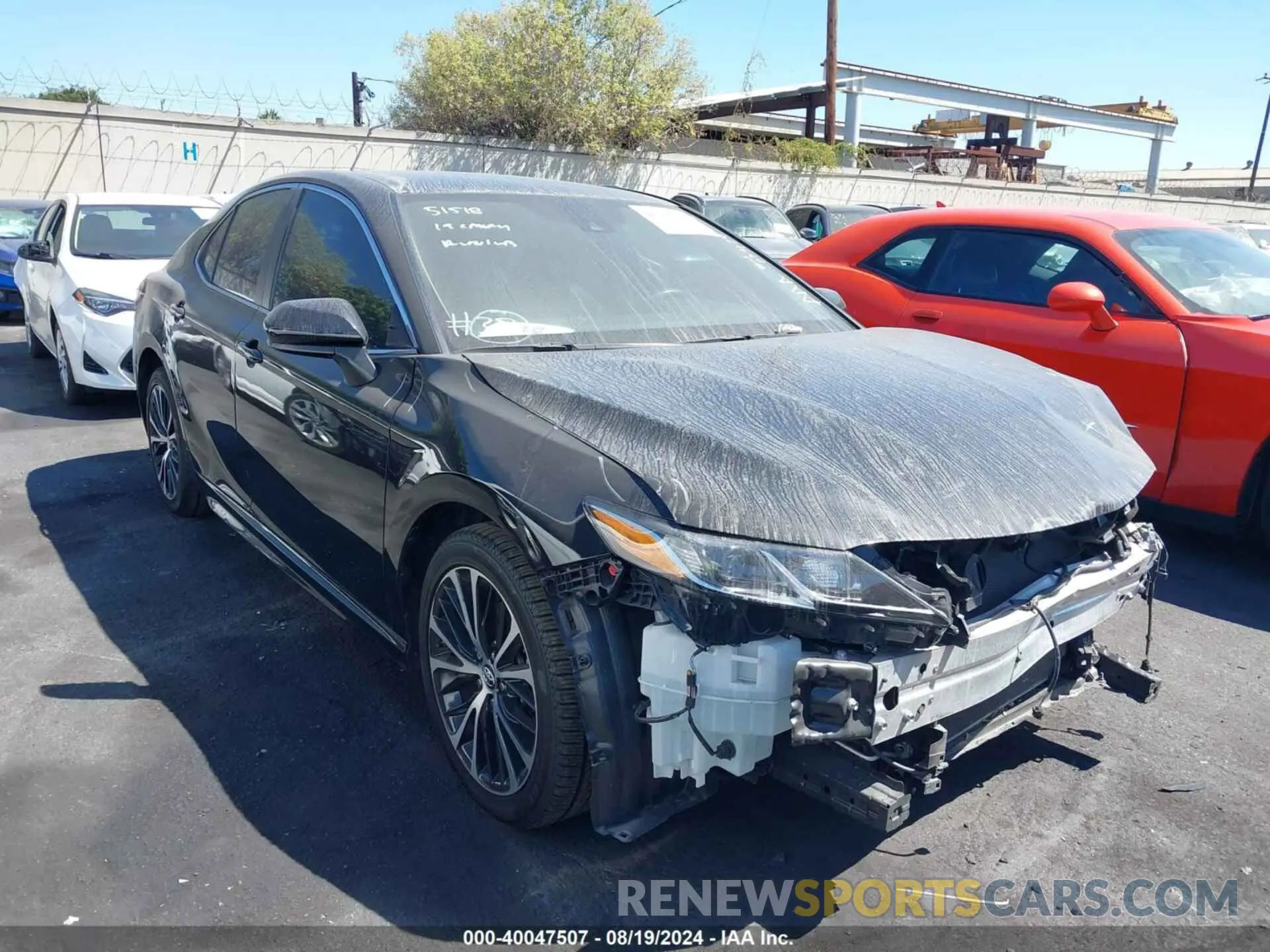 1 fotografías del automóvil dañado 4T1B11HK9KU299142 TOYOTA CAMRY 2019