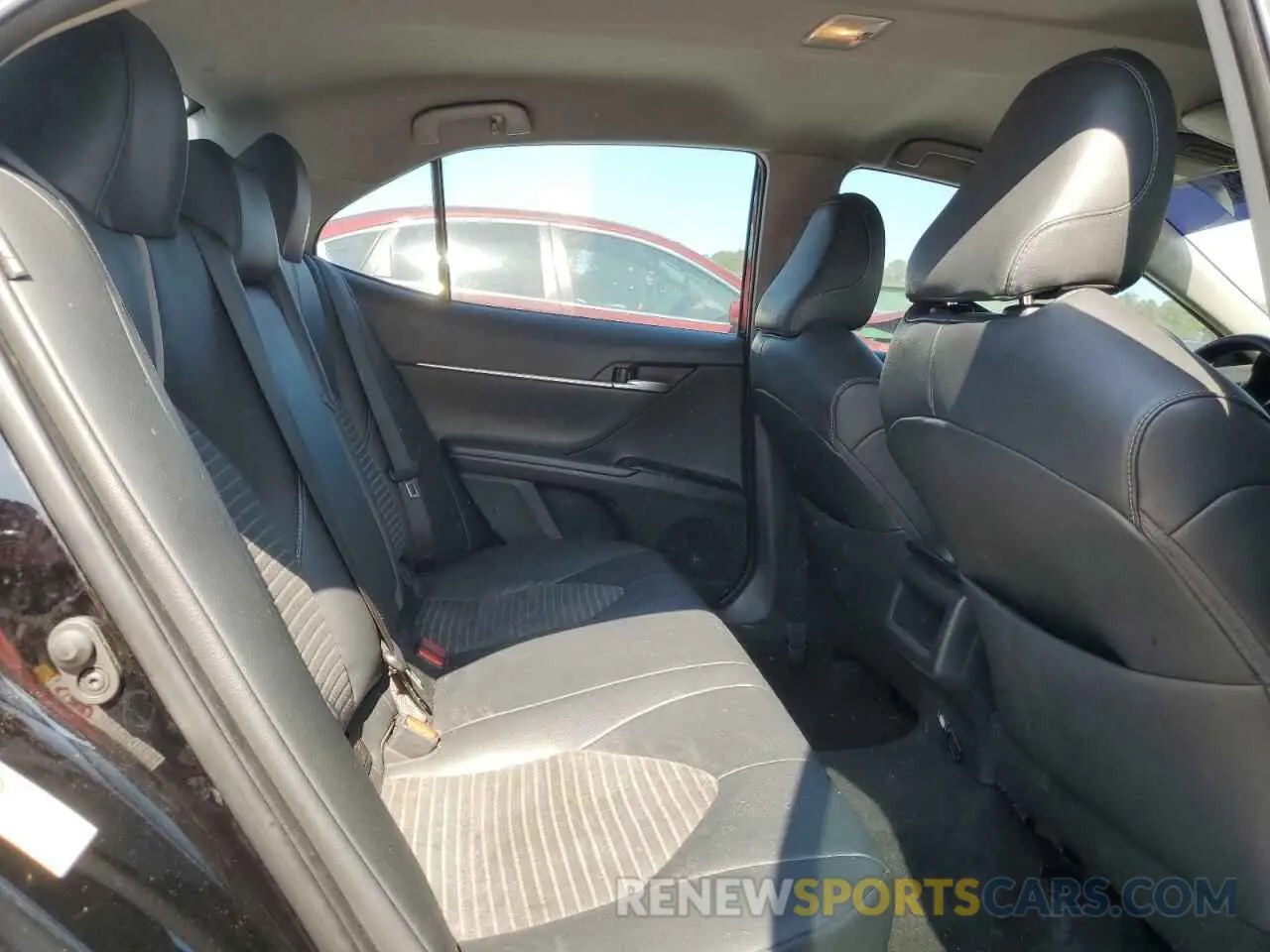 10 fotografías del automóvil dañado 4T1B11HK9KU687469 TOYOTA CAMRY 2019