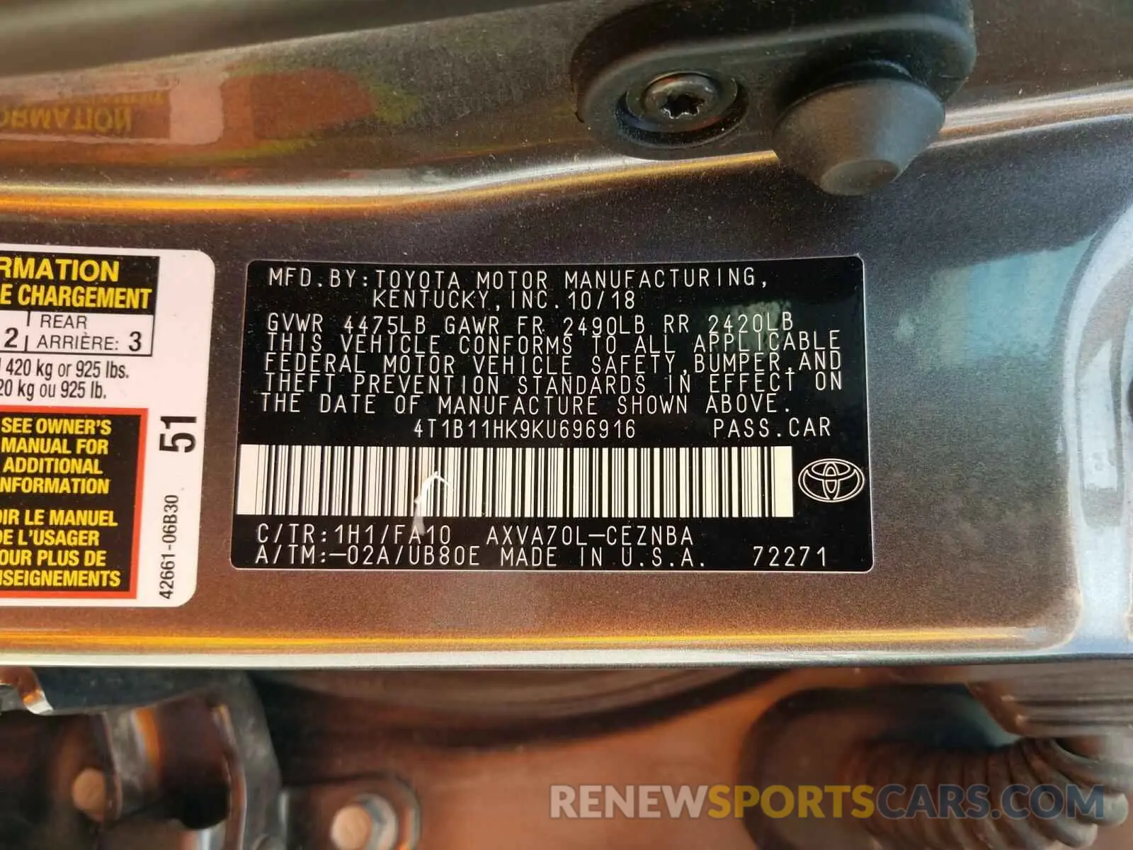 10 fotografías del automóvil dañado 4T1B11HK9KU696916 TOYOTA CAMRY 2019