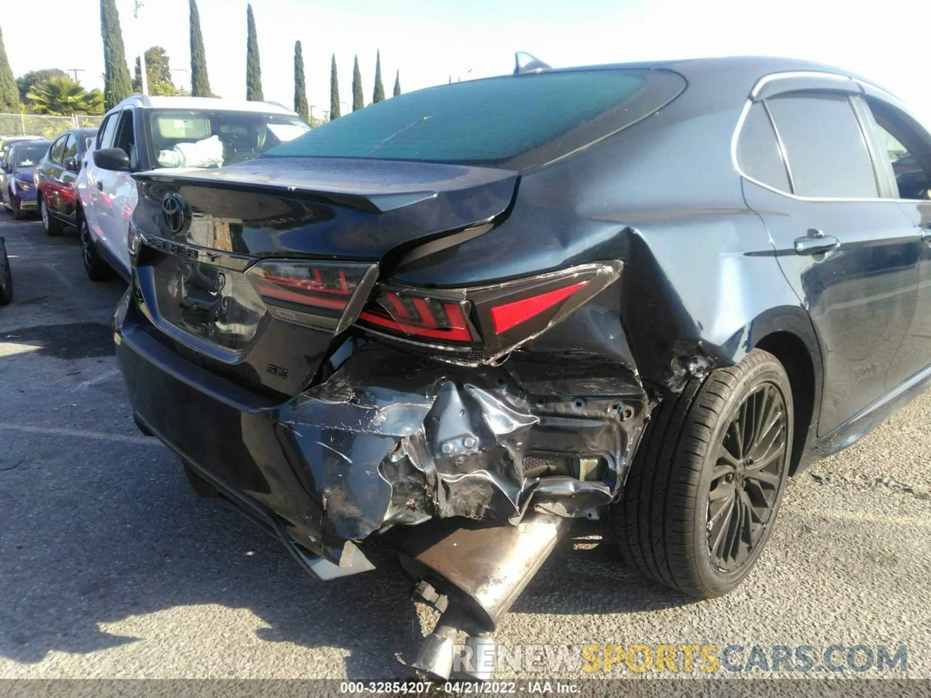 6 fotografías del automóvil dañado 4T1B11HK9KU700608 TOYOTA CAMRY 2019