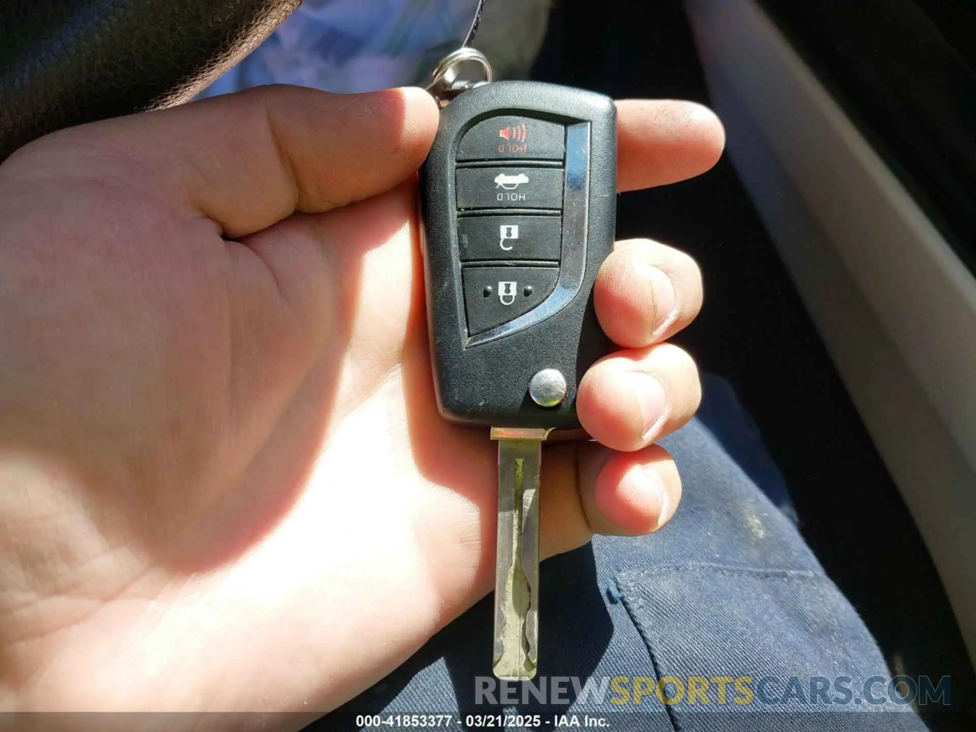 11 fotografías del automóvil dañado 4T1B11HK9KU708126 TOYOTA CAMRY 2019