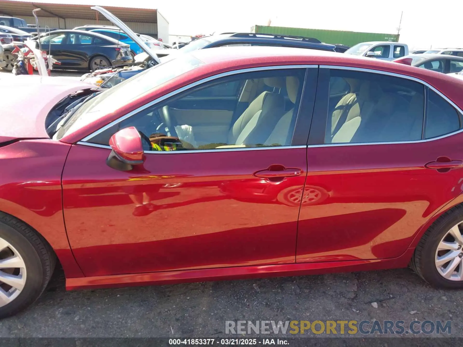14 fotografías del automóvil dañado 4T1B11HK9KU708126 TOYOTA CAMRY 2019