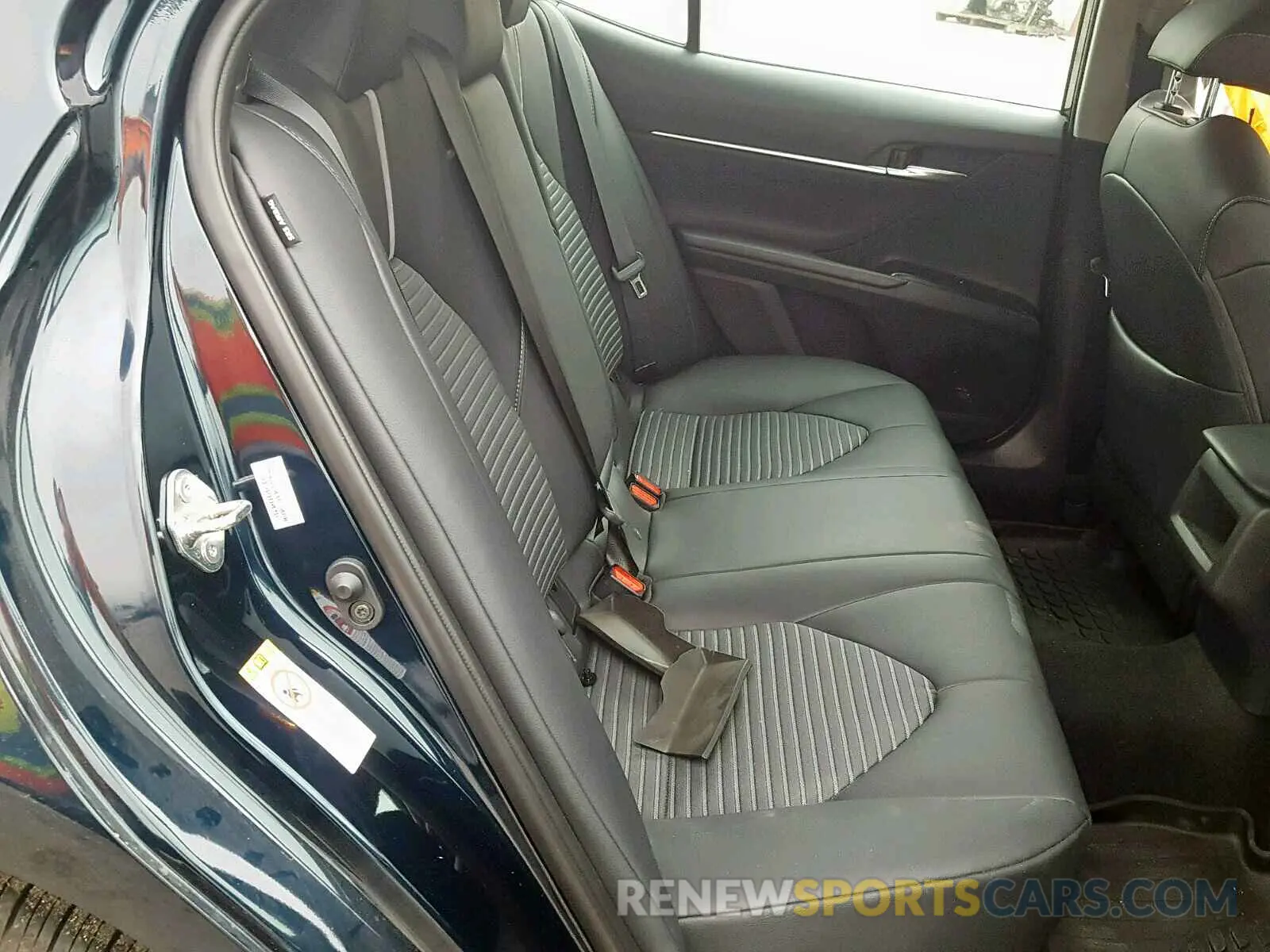 6 fotografías del automóvil dañado 4T1B11HK9KU708370 TOYOTA CAMRY 2019