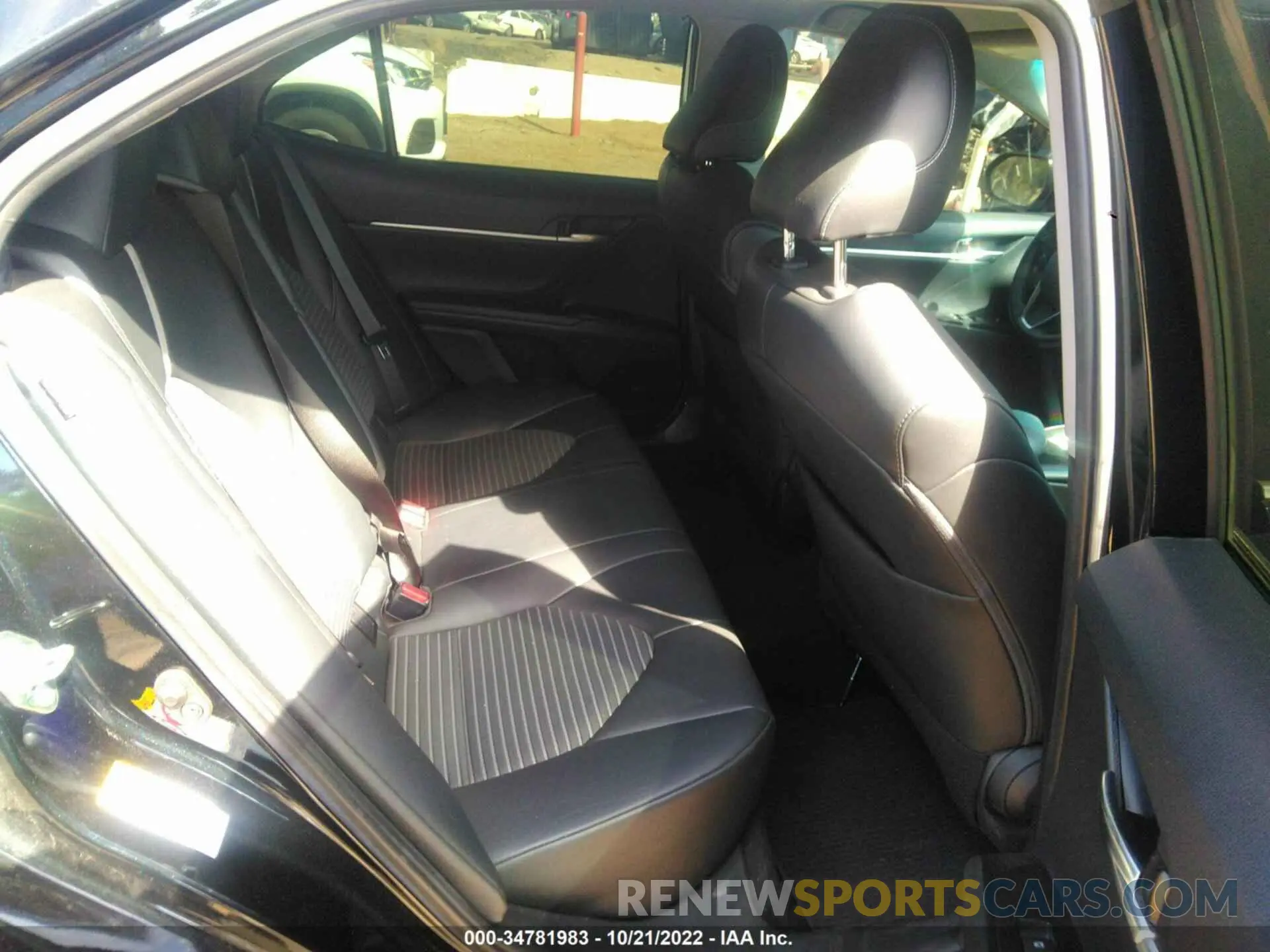 8 fotografías del automóvil dañado 4T1B11HK9KU719837 TOYOTA CAMRY 2019