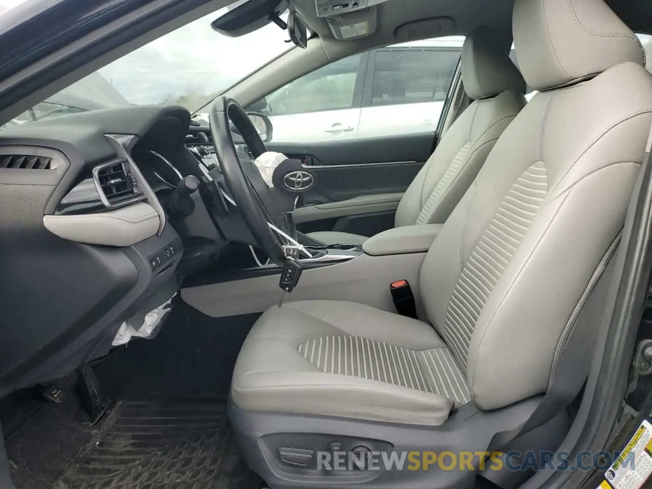 7 fotografías del automóvil dañado 4T1B11HK9KU733446 TOYOTA CAMRY 2019