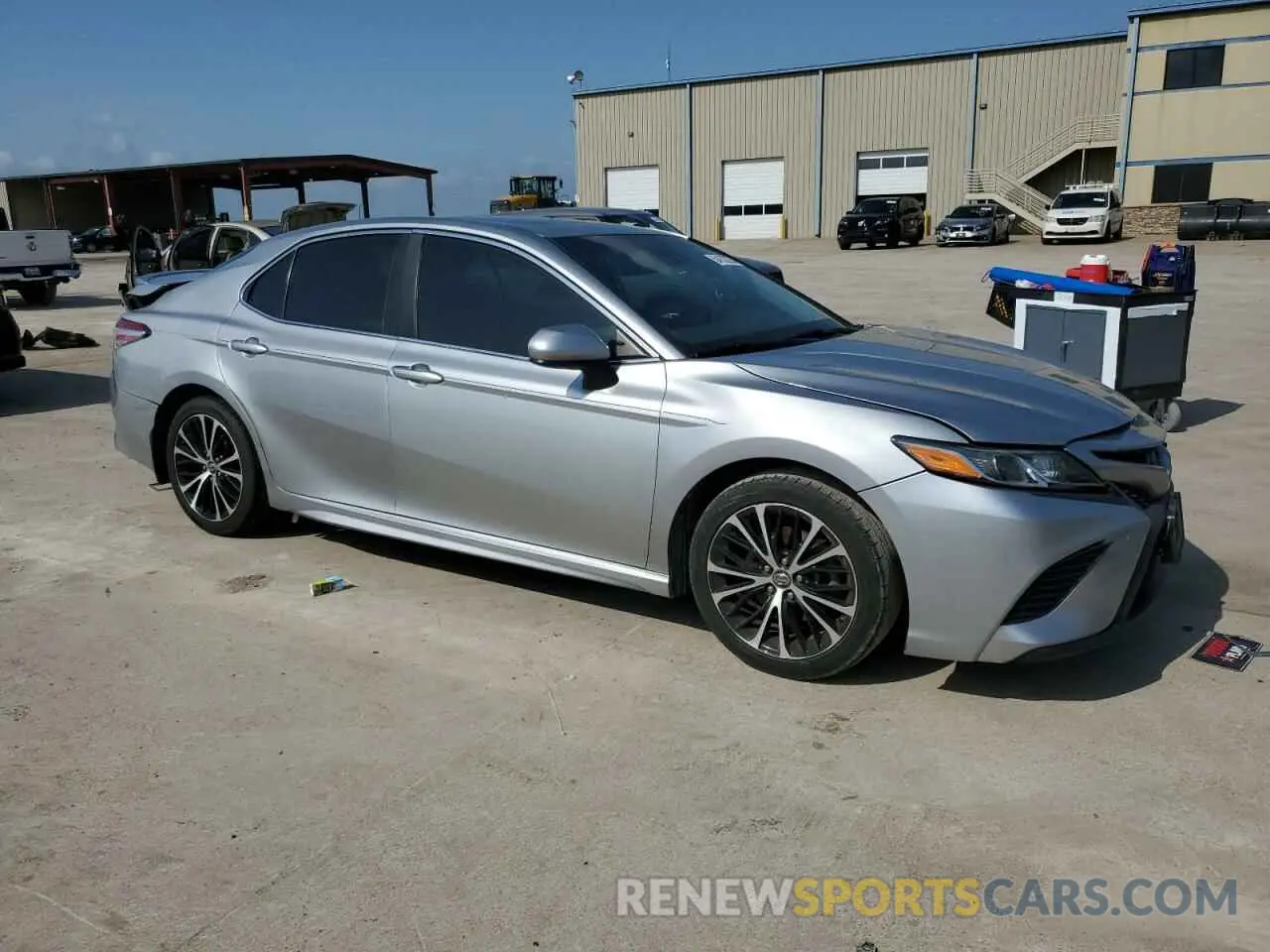 4 fotografías del automóvil dañado 4T1B11HK9KU758511 TOYOTA CAMRY 2019