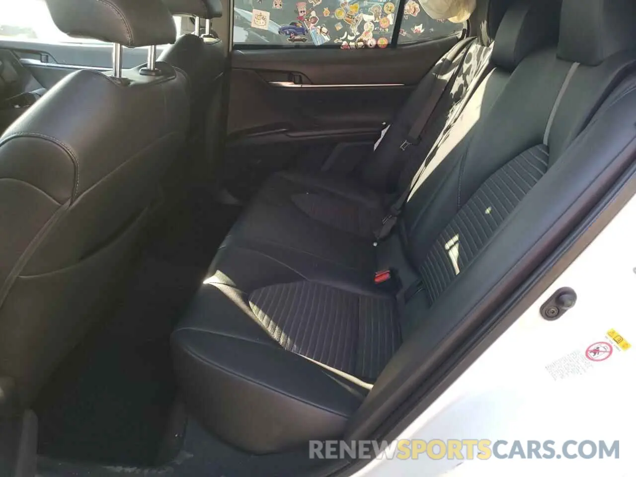 10 fotografías del automóvil dañado 4T1B11HK9KU762574 TOYOTA CAMRY 2019