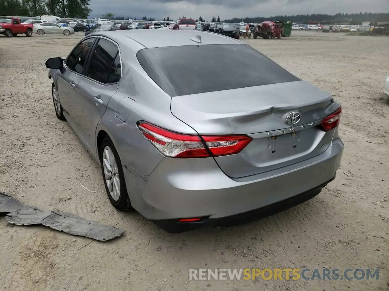 3 fotografías del automóvil dañado 4T1B11HK9KU767855 TOYOTA CAMRY 2019