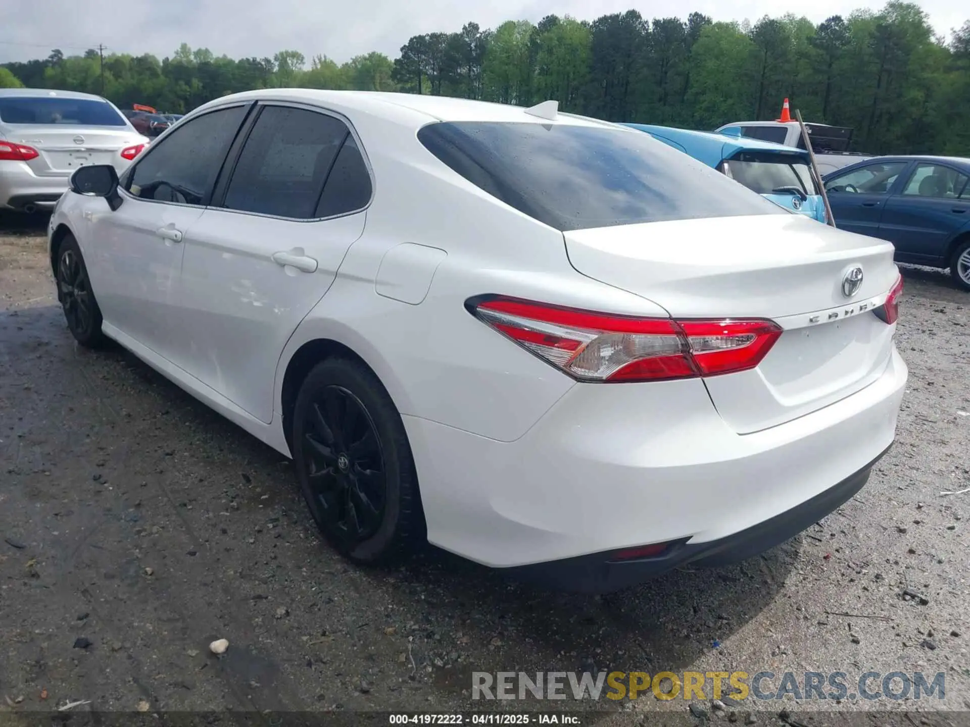 3 fotografías del automóvil dañado 4T1B11HK9KU775213 TOYOTA CAMRY 2019